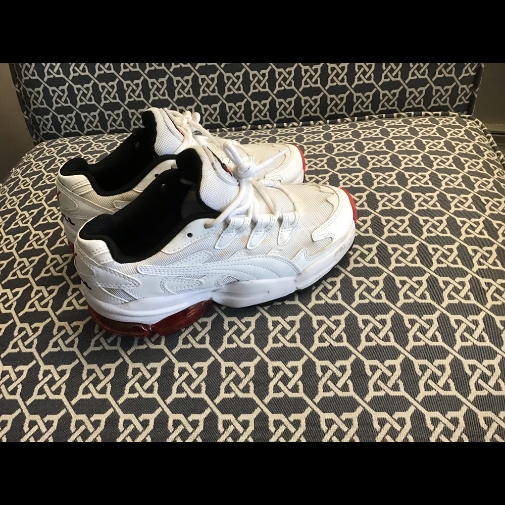 puma cell shoes sneakers youth kids size 4.